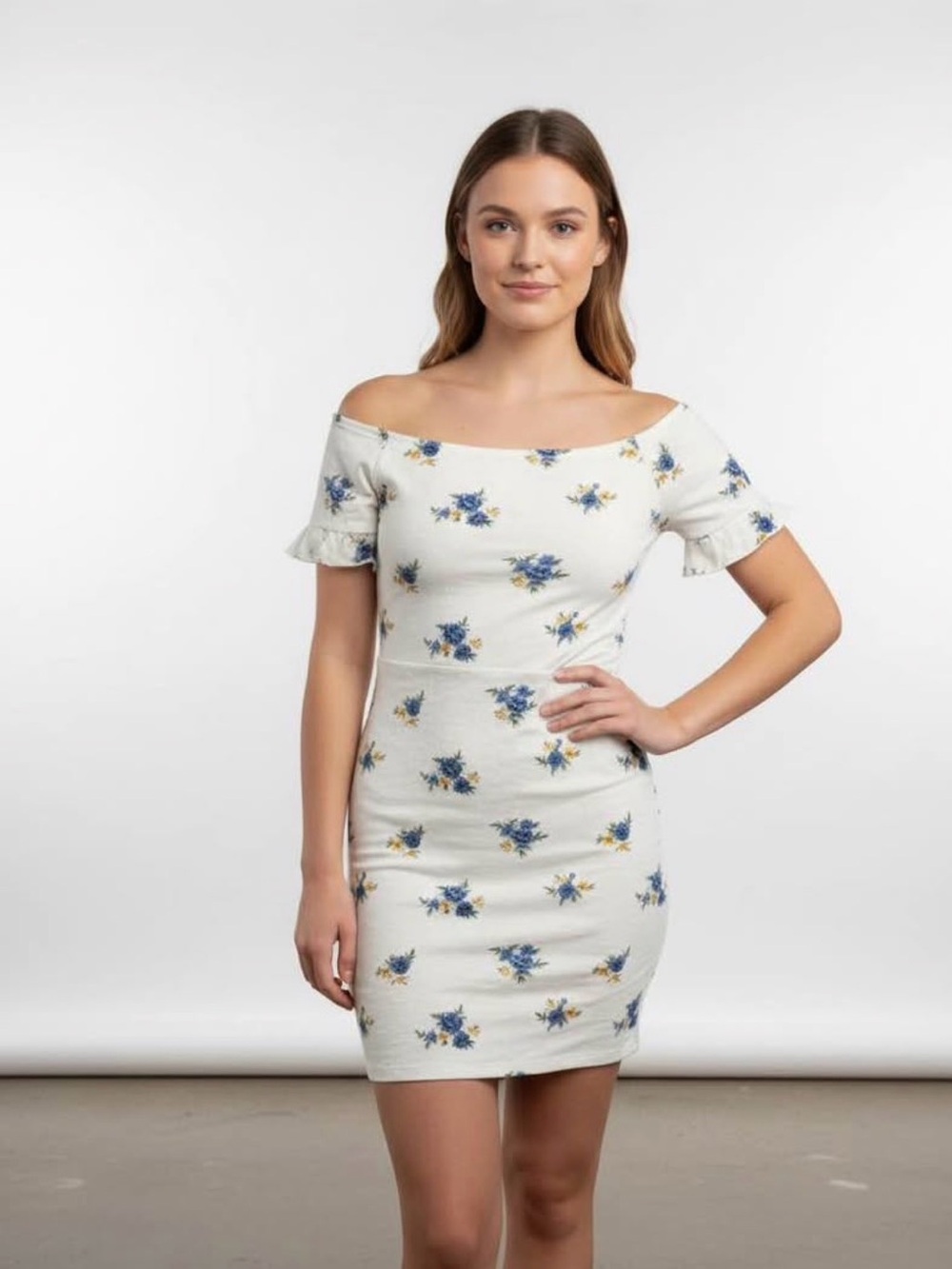 Off-Shoulder White Floral Bodycon Dress